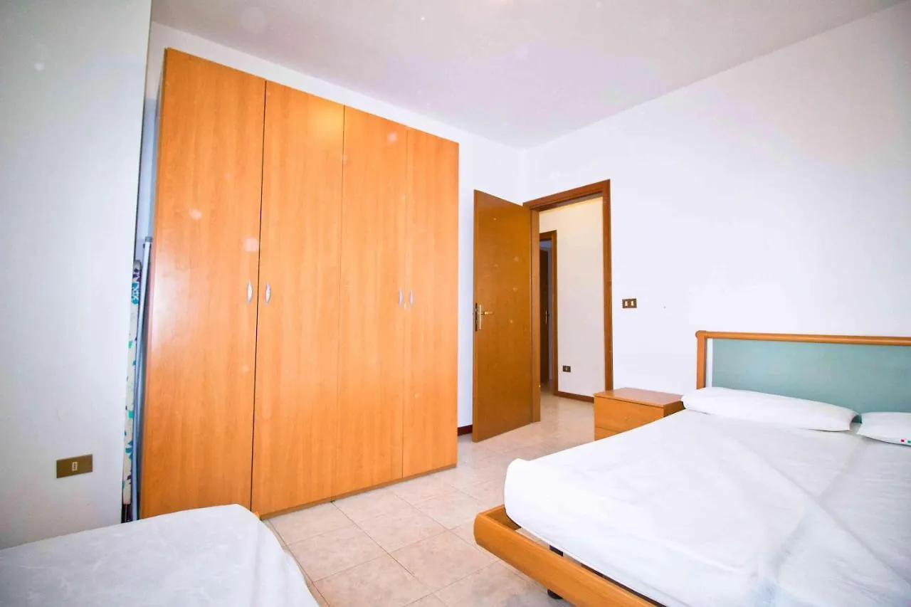 Condominio Carnelos リド・ディ・イエゾロ 別荘