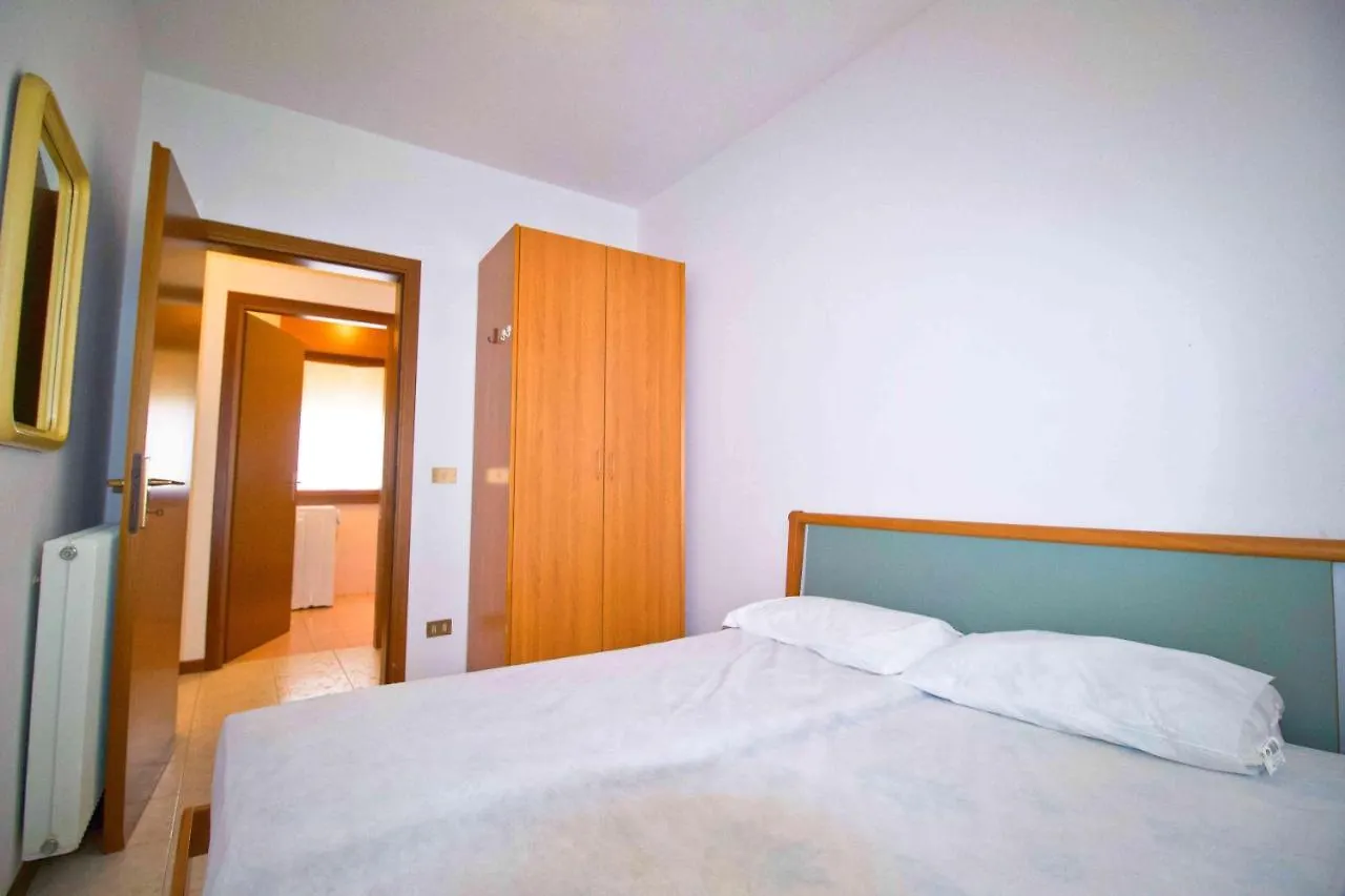 Condominio Carnelos リド・ディ・イエゾロ 0*,  イタリア