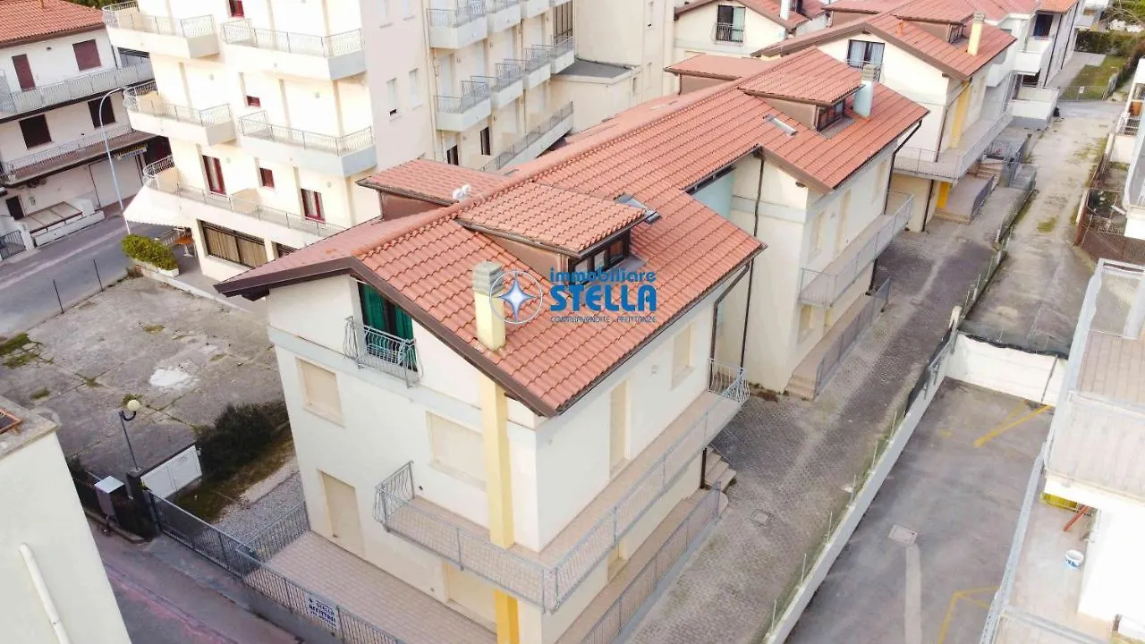 Condominio Carnelos リド・ディ・イエゾロ イタリア